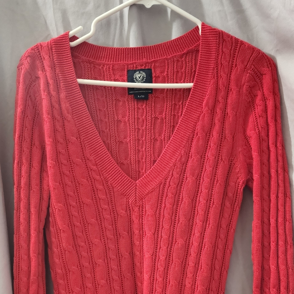 American Eagle sweater